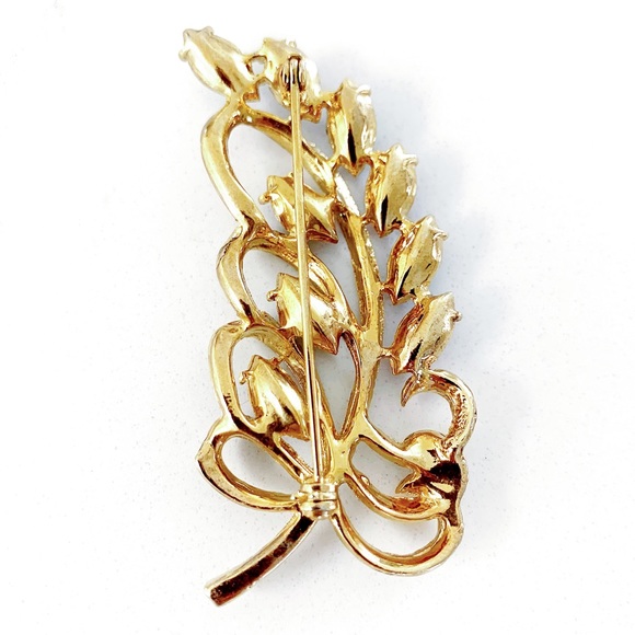 🤩 Stunning Vintage Gold Tone Amethyst & Rhinestone Feather Brooch - Picture 3 of 6